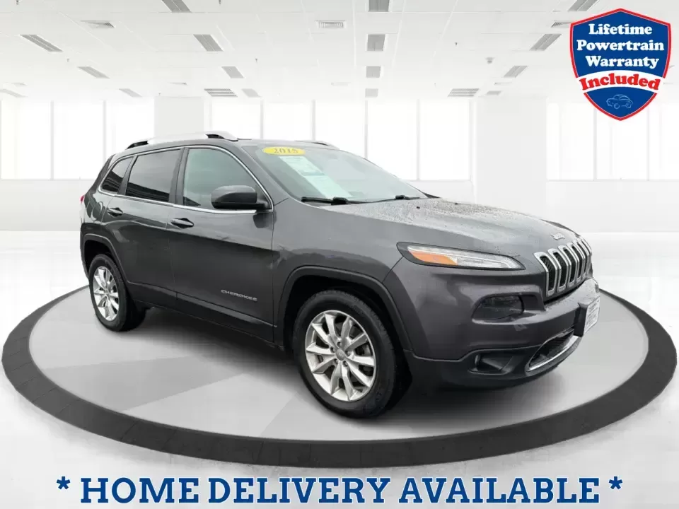 2015 Jeep Cherokee Limited (1C4PJMDS6FW) with an 3.2L V6 DOHC 24V engine, 9-Speed Automatic transmission, located at 1230 East Main St, Xenia, OH, 45385, (937) 908-9800, 39.688026, -83.910172 - Weekend escapes to John Bryan State Park, daily commutes down I70, or school-and-sports runs around Riverside-this 2015 Jeep Cherokee Limited is built for the kind of life that doesn't stay parked. With SUV comfort, confident capability, and upscale features, it's a smart fit for drivers who want on - Photo#0
