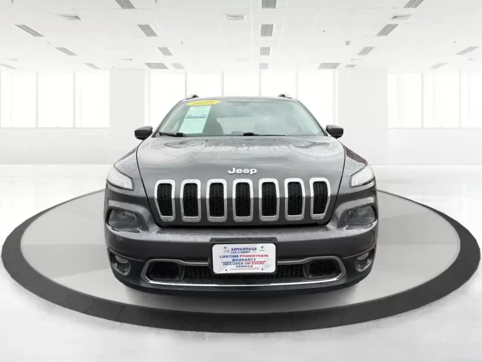 2015 Jeep Cherokee Limited (1C4PJMDS6FW) with an 3.2L V6 DOHC 24V engine, 9-Speed Automatic transmission, located at 1230 East Main St, Xenia, OH, 45385, (937) 908-9800, 39.688026, -83.910172 - Weekend escapes to John Bryan State Park, daily commutes down I70, or school-and-sports runs around Riverside-this 2015 Jeep Cherokee Limited is built for the kind of life that doesn't stay parked. With SUV comfort, confident capability, and upscale features, it's a smart fit for drivers who want on - Photo#7