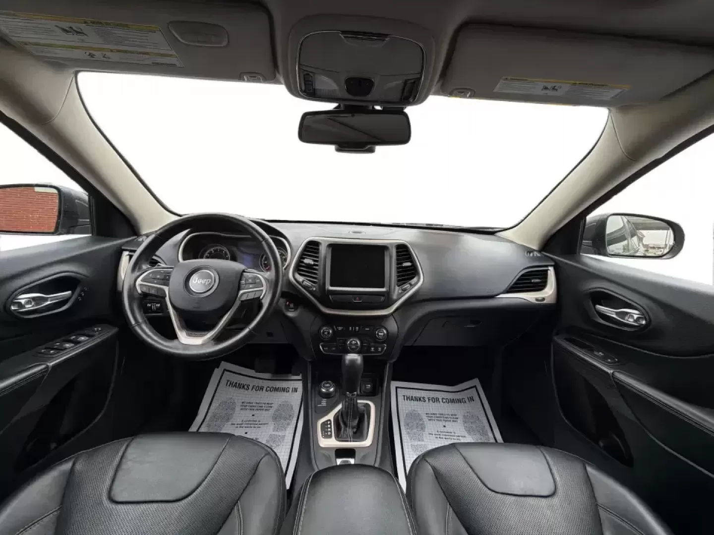 2015 Jeep Cherokee Limited (1C4PJMDS6FW) with an 3.2L V6 DOHC 24V engine, 9-Speed Automatic transmission, located at 1230 East Main St, Xenia, OH, 45385, (937) 908-9800, 39.688026, -83.910172 - Weekend escapes to John Bryan State Park, daily commutes down I70, or school-and-sports runs around Riverside-this 2015 Jeep Cherokee Limited is built for the kind of life that doesn't stay parked. With SUV comfort, confident capability, and upscale features, it's a smart fit for drivers who want on - Photo#21