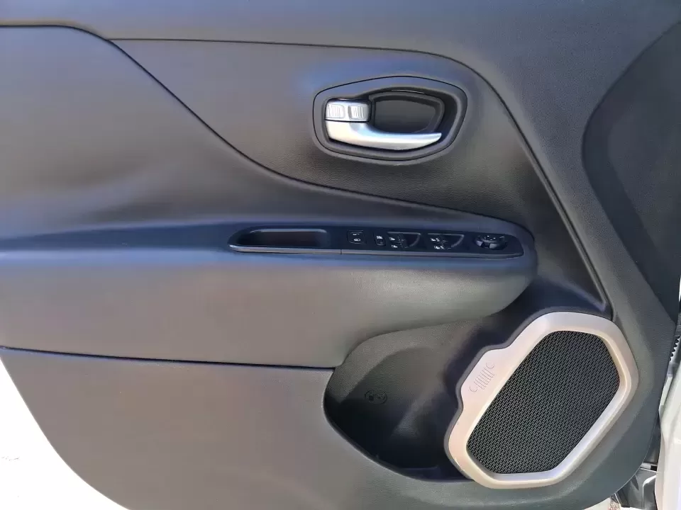 2015 Jeep Renegade Limited (ZACCJADT8FP) with an MultiAir2 Tigershark 2.4L I-4 variable valve contr engine, 9-Speed Automatic transmission, located at 401 Woodman Dr, Riverside, OH, 45431, (937) 908-9800, 39.760899, -84.123421 - Weekend plans, daily commutes, and last-minute road trips feel a lot easier when you've got a compact SUV that fits downtown parking spots but still has the confidence for I-675 and the back roads around the Miami Valley. This 2015 Jeep Renegade Limited is a smart pick for drivers who want SUV versa - Photo#19