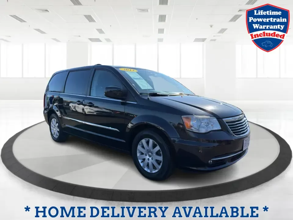 photo of 2013 Chrysler Town  and  Country Touring