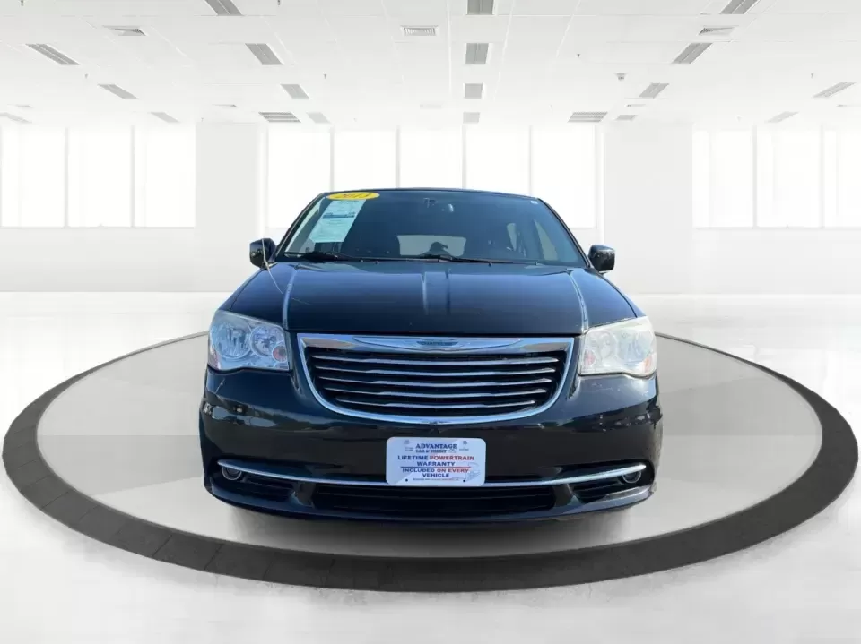 2013 Chrysler Town and Country Touring (2C4RC1BG8DR) with an Pentastar 3.6L V-6 DOHC engine, 6-Speed Automatic transmission, located at 8750 N County Rd 25A, Piqua, OH, 45356, (937) 908-9800, 40.164391, -84.232513 - Road-trip weekends, school drop-offs, and big-box store runs feel a lot easier when you've got a minivan that's built for real life. This 2013 Chrysler Town and Country Touring in Brilliant Black Crystal Pearlcoat is a smart pick for growing families, busy commuters, and budget-conscious buyers wh - Photo#7