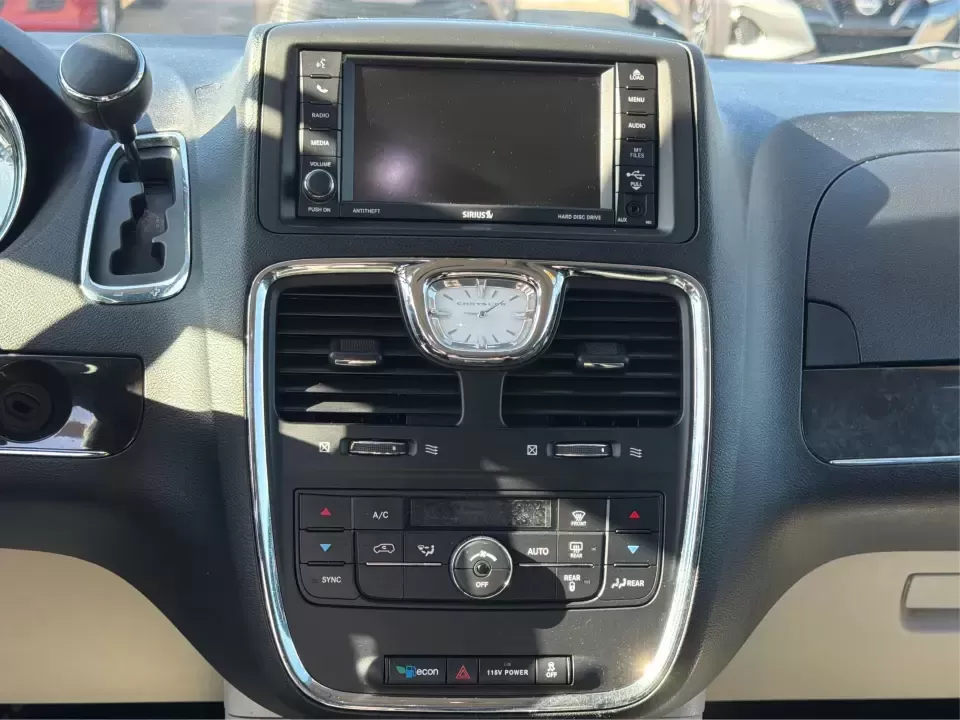 2013 Chrysler Town and Country Touring (2C4RC1BG8DR) with an Pentastar 3.6L V-6 DOHC engine, 6-Speed Automatic transmission, located at 8750 N County Rd 25A, Piqua, OH, 45356, (937) 908-9800, 40.164391, -84.232513 - Road-trip weekends, school drop-offs, and big-box store runs feel a lot easier when you've got a minivan that's built for real life. This 2013 Chrysler Town and Country Touring in Brilliant Black Crystal Pearlcoat is a smart pick for growing families, busy commuters, and budget-conscious buyers wh - Photo#13
