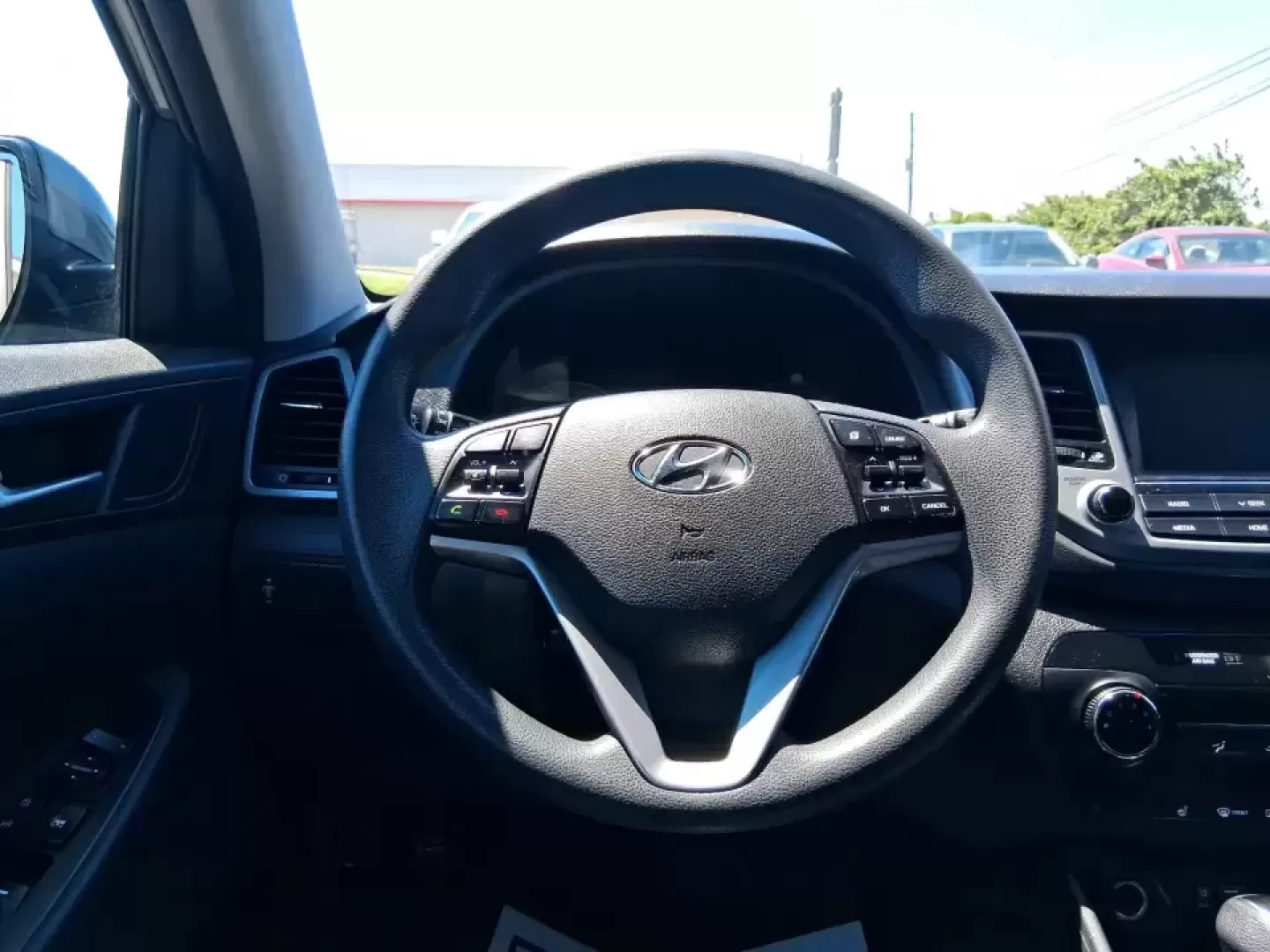 2018 Hyundai Tucson SEL (KM8J33A43JU) with an Nu 2L I-4 gasoline direct injection engine, 6A transmission, located at 4508 South Dixie Dr, Moraine, OH, 45439, (937) 908-9800, 39.689976, -84.218452 - Need a practical SUV that fits real life in the Miami Valley-school runs, I-75 commutes, and weekend getaways to Cox Arboretum or Carillon Historical Park? This 2018 Hyundai Tucson SEL in Coliseum Gray is a smart, comfortable choice for drivers who want SUV versatility without the bulky feel, and it - Photo#16