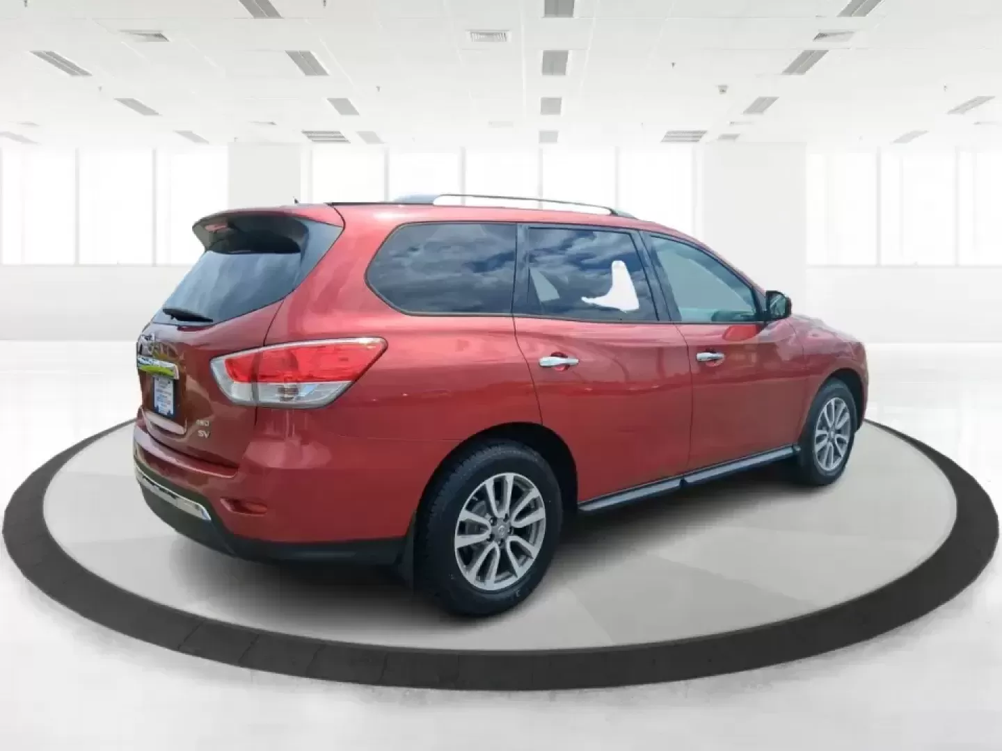 2015 Nissan Pathfinder SV (5N1AR2MM6FC) with an 3.5L V-6 DOHC engine, Continuously Variable Transmission transmission, located at 401 Woodman Dr, Riverside, OH, 45431, (937) 908-9800, 39.760899, -84.123421 - Need one SUV that can handle the weekday school run, the long commute down I675, and a spontaneous weekend escape to Carillon Historical Park or a day at the National Museum of the U.S. Air Force? This 2015 Nissan Pathfinder SV in eye-catching Cayenne Red is built for real life in Riverside, Ohio-ro - Photo#2