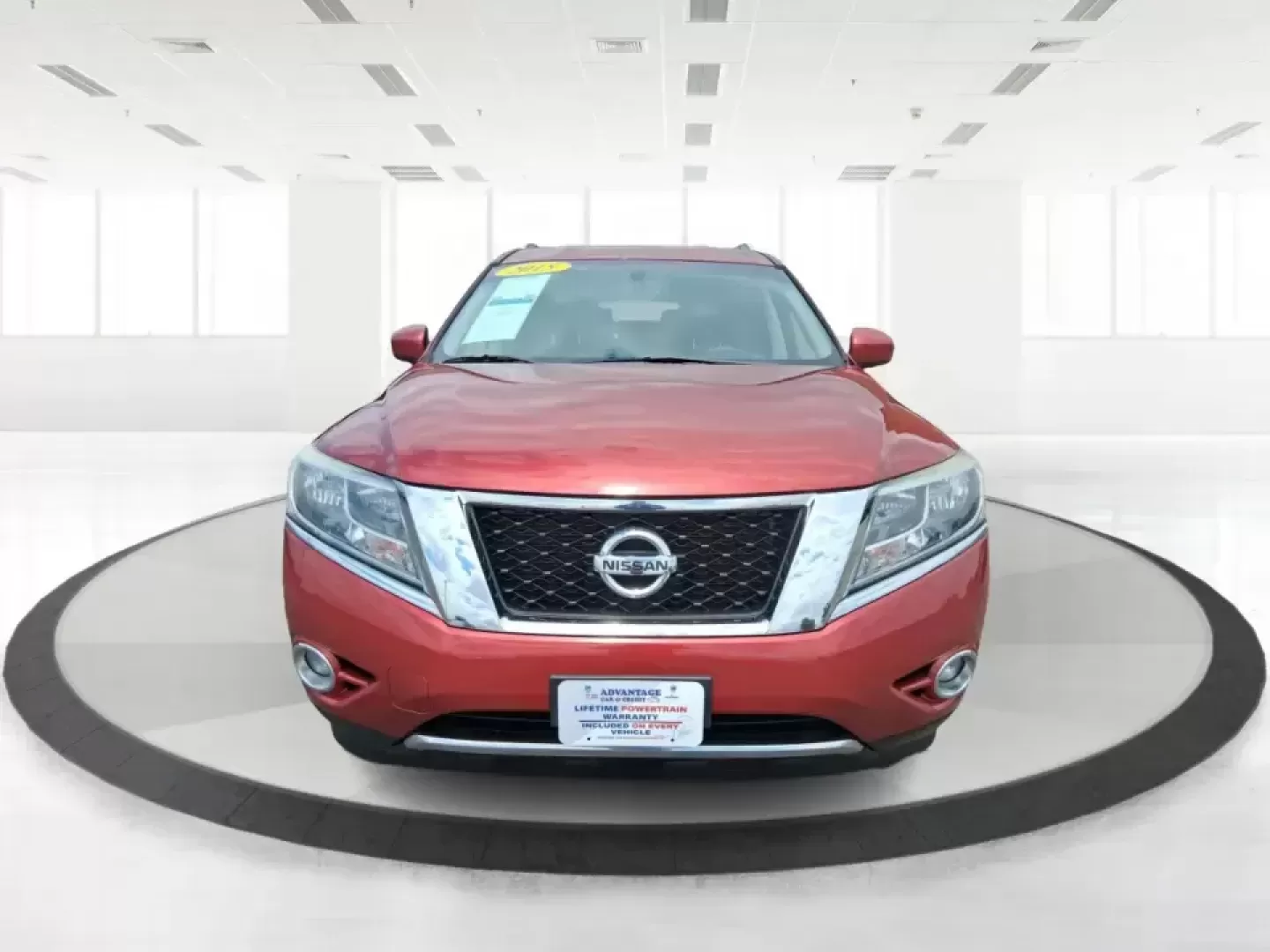 2015 Nissan Pathfinder SV (5N1AR2MM6FC) with an 3.5L V-6 DOHC engine, Continuously Variable Transmission transmission, located at 401 Woodman Dr, Riverside, OH, 45431, (937) 908-9800, 39.760899, -84.123421 - Need one SUV that can handle the weekday school run, the long commute down I675, and a spontaneous weekend escape to Carillon Historical Park or a day at the National Museum of the U.S. Air Force? This 2015 Nissan Pathfinder SV in eye-catching Cayenne Red is built for real life in Riverside, Ohio-ro - Photo#7