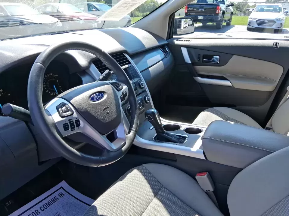 2013 Ford Edge SEL (2FMDK3JC2DB) with an 3.5L V6 DOHC 24V engine, 6-Speed Automatic transmission, located at 8750 N County Rd 25A, Piqua, OH, 45356, (937) 908-9800, 40.164391, -84.232513 - 2013 Ford Edge SEL - Photo#9