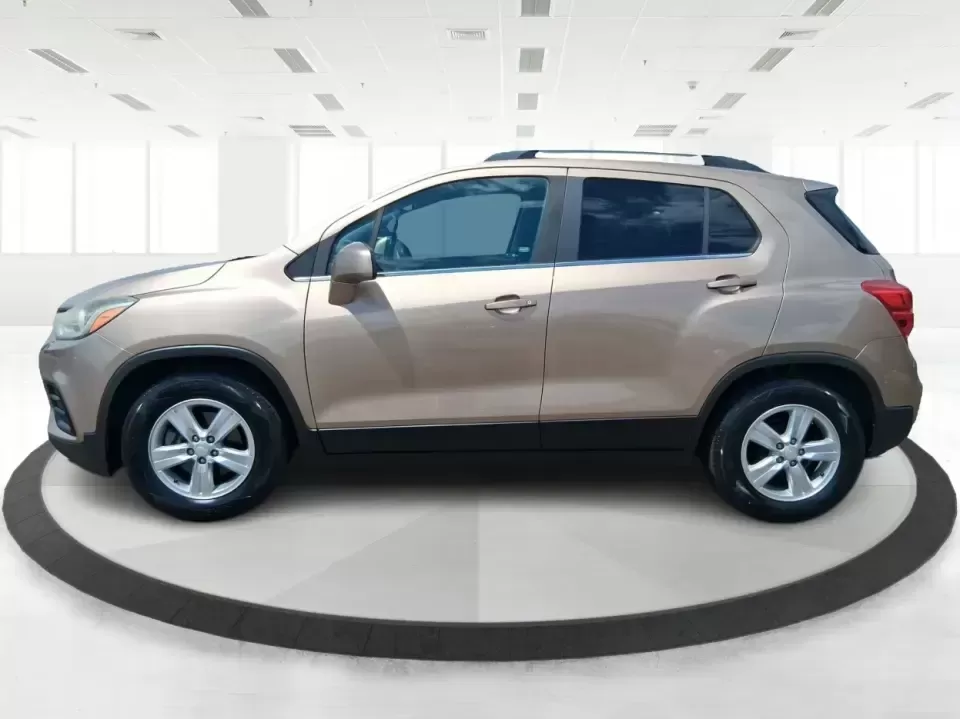2018 Chevrolet Trax LT (3GNCJLSB1JL) with an ECOTEC 1.4L I-4 DOHC engine, 6A transmission, located at 4508 South Dixie Dr, Moraine, OH, 45439, (937) 908-9800, 39.689976, -84.218452 - Need a small SUV that fits city parking, handles daily commutes, and still has room for weekend getaways to Carillon Historical Park or a quick run down I75? This 2018 Chevrolet Trax LT is built for real-life Moraine and Dayton-area driving-easy to maneuver, comfortable for long stretches on South D - Photo#5