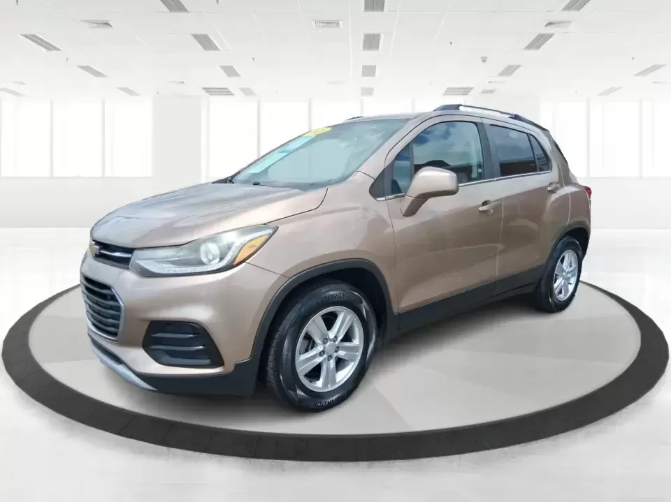 2018 Chevrolet Trax LT (3GNCJLSB1JL) with an ECOTEC 1.4L I-4 DOHC engine, 6A transmission, located at 4508 South Dixie Dr, Moraine, OH, 45439, (937) 908-9800, 39.689976, -84.218452 - Need a small SUV that fits city parking, handles daily commutes, and still has room for weekend getaways to Carillon Historical Park or a quick run down I75? This 2018 Chevrolet Trax LT is built for real-life Moraine and Dayton-area driving-easy to maneuver, comfortable for long stretches on South D - Photo#8