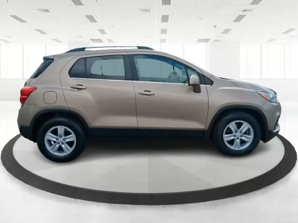 2018 Chevrolet Trax LT (3GNCJLSB1JL) with an ECOTEC 1.4L I-4 DOHC engine, 6A transmission, located at 4508 South Dixie Dr, Moraine, OH, 45439, (937) 908-9800, 39.689976, -84.218452 - Need a small SUV that fits city parking, handles daily commutes, and still has room for weekend getaways to Carillon Historical Park or a quick run down I75? This 2018 Chevrolet Trax LT is built for real-life Moraine and Dayton-area driving-easy to maneuver, comfortable for long stretches on South D - Photo#1