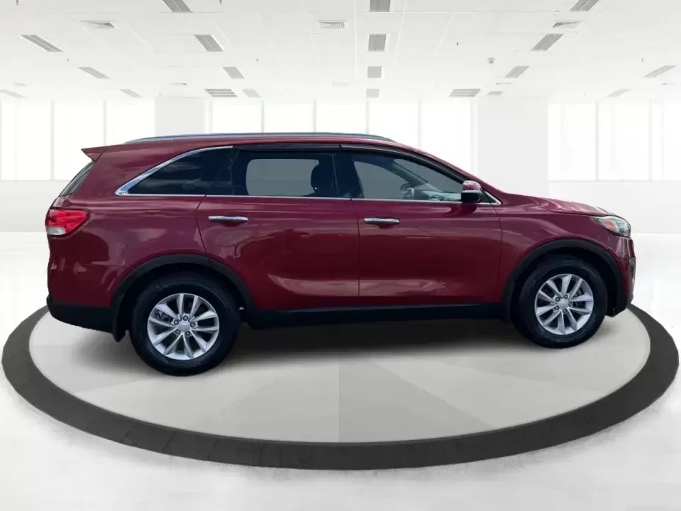 2016 Kia Sorento 2.4L LX (5XYPG4A38GG) with an 2.4L I-4 gasoline direct injection engine, 6-Speed Automatic transmission, located at 880 E. National Road, Vandalia, OH, 45377, (937) 908-9800, 39.891918, -84.183594 - Load up the family, point the hood toward I75, and make weekend plans feel easy again-this 2016 Kia Sorento LX is the kind of midsize SUV that fits real life in Vandalia, from school runs and grocery stops to road trips toward Dayton or a quick getaway out by the Great Miami River. Finished in stand - Photo#1