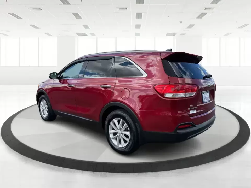 2016 Kia Sorento 2.4L LX (5XYPG4A38GG) with an 2.4L I-4 gasoline direct injection engine, 6-Speed Automatic transmission, located at 880 E. National Road, Vandalia, OH, 45377, (937) 908-9800, 39.891918, -84.183594 - Load up the family, point the hood toward I75, and make weekend plans feel easy again-this 2016 Kia Sorento LX is the kind of midsize SUV that fits real life in Vandalia, from school runs and grocery stops to road trips toward Dayton or a quick getaway out by the Great Miami River. Finished in stand - Photo#4