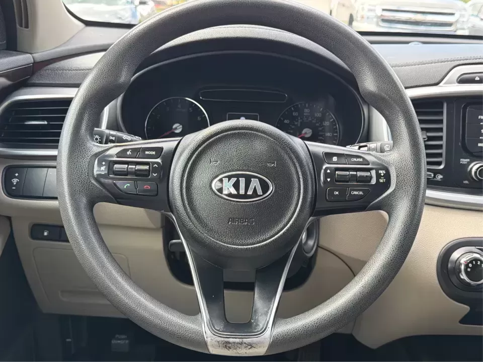 2016 Kia Sorento 2.4L LX (5XYPG4A38GG) with an 2.4L I-4 gasoline direct injection engine, 6-Speed Automatic transmission, located at 880 E. National Road, Vandalia, OH, 45377, (937) 908-9800, 39.891918, -84.183594 - Load up the family, point the hood toward I75, and make weekend plans feel easy again-this 2016 Kia Sorento LX is the kind of midsize SUV that fits real life in Vandalia, from school runs and grocery stops to road trips toward Dayton or a quick getaway out by the Great Miami River. Finished in stand - Photo#15