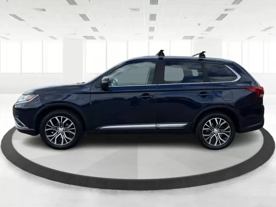 2018 Mitsubishi Outlander SEL (JA4AD3A39JJ) with an 2.4L I-4 variable valve control engine, CVT transmission, located at 1230 East Main St, Xenia, OH, 45385, (937) 908-9800, 39.688026, -83.910172 - Weekend road trips to John Bryan State Park, daily commutes down US-35, or school-drop runs around Xenia's neighborhoods-this 2018 Mitsubishi Outlander SEL is the kind of SUV that fits real life. Finished in eye-catching Cosmic Blue Metallic and built with three-row flexibility, it's a smart pick fo - Photo#5