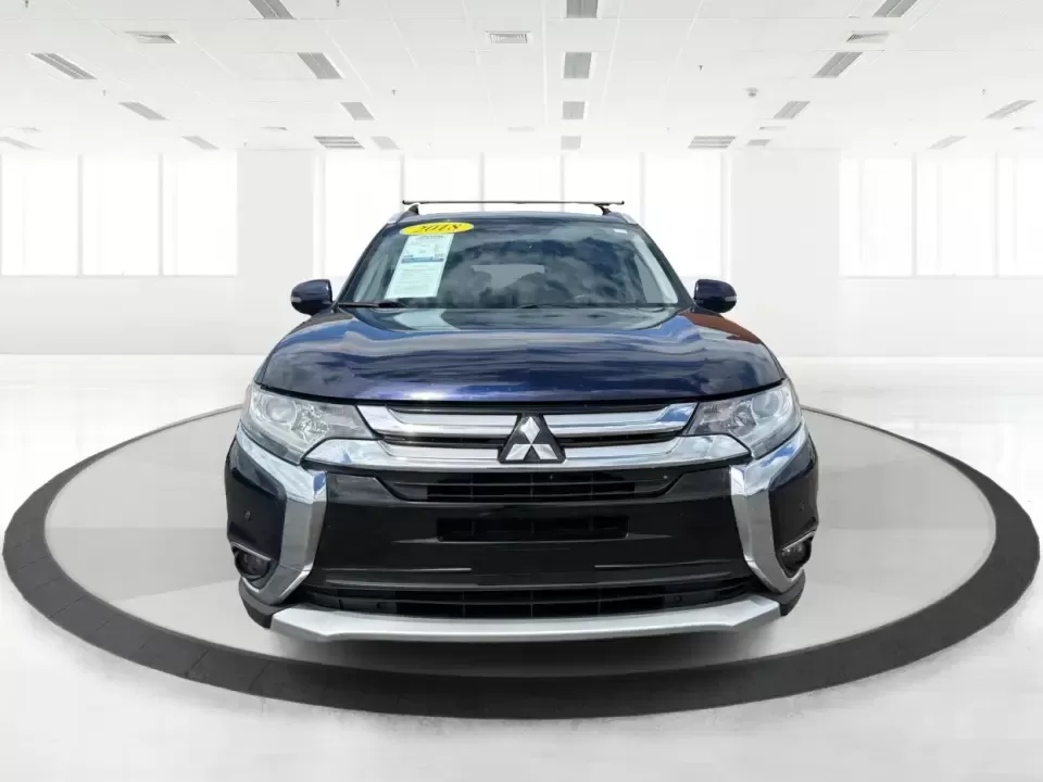 2018 Mitsubishi Outlander SEL (JA4AD3A39JJ) with an 2.4L I-4 variable valve control engine, CVT transmission, located at 1230 East Main St, Xenia, OH, 45385, (937) 908-9800, 39.688026, -83.910172 - Weekend road trips to John Bryan State Park, daily commutes down US-35, or school-drop runs around Xenia's neighborhoods-this 2018 Mitsubishi Outlander SEL is the kind of SUV that fits real life. Finished in eye-catching Cosmic Blue Metallic and built with three-row flexibility, it's a smart pick fo - Photo#7