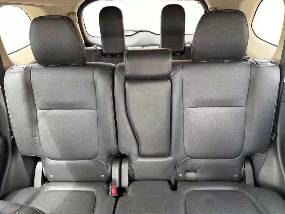 2018 Mitsubishi Outlander SEL (JA4AD3A39JJ) with an 2.4L I-4 variable valve control engine, CVT transmission, located at 1230 East Main St, Xenia, OH, 45385, (937) 908-9800, 39.688026, -83.910172 - Weekend road trips to John Bryan State Park, daily commutes down US-35, or school-drop runs around Xenia's neighborhoods-this 2018 Mitsubishi Outlander SEL is the kind of SUV that fits real life. Finished in eye-catching Cosmic Blue Metallic and built with three-row flexibility, it's a smart pick fo - Photo#14