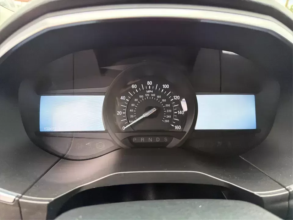2015 Ford Edge Titanium (2FMTK4K82FB) with an 3.5L V6 DOHC 24V engine, 6-Speed Automatic transmission, located at 1184 Kauffman Ave, Fairborn, OH, 45324, (937) 908-9800, 39.807072, -84.030914 - Need a comfortable, confident SUV for Dayton-area commuting, school drop-offs, and spontaneous weekend getaways to Yellow Springs? This 2015 Ford Edge Titanium in Tuxedo Black Metallic blends everyday practicality with upscale features, giving you a road-trip-ready ride that fits a busy life in Fair - Photo#15