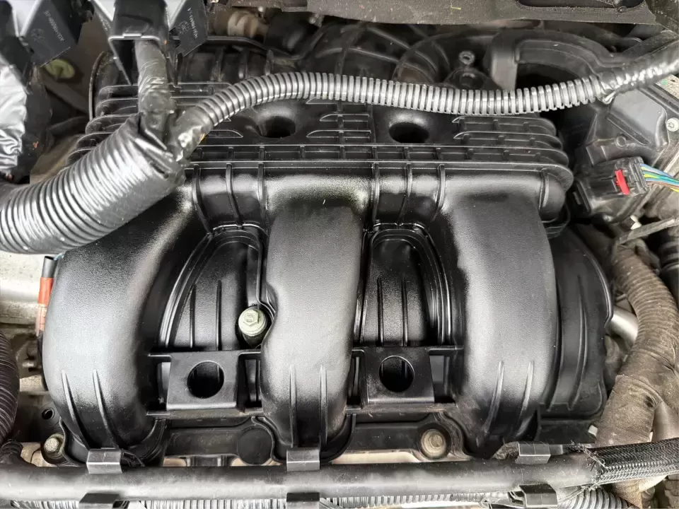 2007 Ford Edge SEL Plus (2FMDK39CX7B) with an Duratec 3.5L V-6 DOHC engine, 6-Speed Automatic Overdrive transmission, located at 880 E. National Road, Vandalia, OH, 45377, (937) 908-9800, 39.891918, -84.183594 - Need a comfortable, confident SUV for daily commuting on I75, school drop-offs, or weekend runs to Englewood MetroPark? This 2007 Ford Edge SEL Plus blends roomy practicality with upscale touches, making it a smart pick for drivers who want an easy-to-live-with crossover that fits real life in Vanda - Photo#11