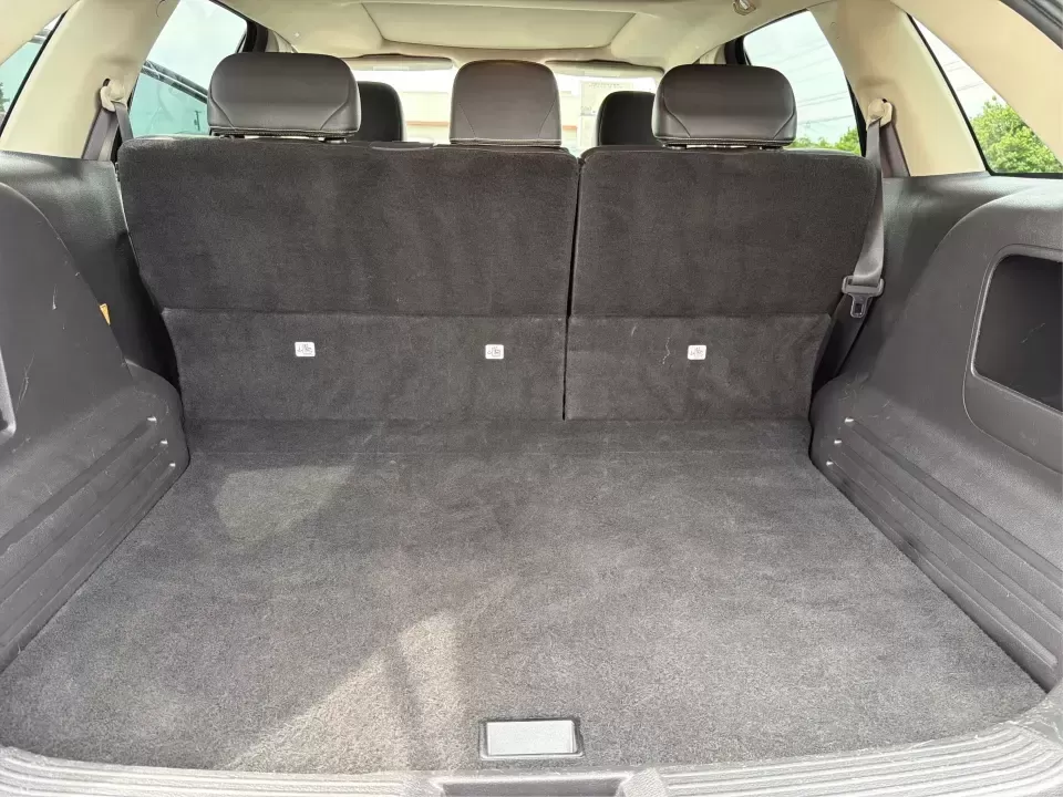 2007 Ford Edge SEL Plus (2FMDK39CX7B) with an Duratec 3.5L V-6 DOHC engine, 6-Speed Automatic Overdrive transmission, located at 880 E. National Road, Vandalia, OH, 45377, (937) 908-9800, 39.891918, -84.183594 - Need a comfortable, confident SUV for daily commuting on I75, school drop-offs, or weekend runs to Englewood MetroPark? This 2007 Ford Edge SEL Plus blends roomy practicality with upscale touches, making it a smart pick for drivers who want an easy-to-live-with crossover that fits real life in Vanda - Photo#12