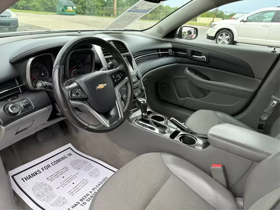 2015 Chevrolet Malibu 2LT (1G11D5SL1FF) with an ECOTEC 2.5L I-4 gasoline direct injection engine, 6-Speed Automatic transmission, located at 4508 South Dixie Dr, Moraine, OH, 45439, (937) 908-9800, 39.689976, -84.218452 - Set up for the daily commute, school drop-offs, and easy weekend getaways, this 2015 Chevrolet Malibu 2LT is the kind of comfortable midsize sedan that fits real life in the Miami Valley. With its smooth ride, practical cabin space, and commuter-friendly efficiency, it's a smart pick for drivers who - Photo#9