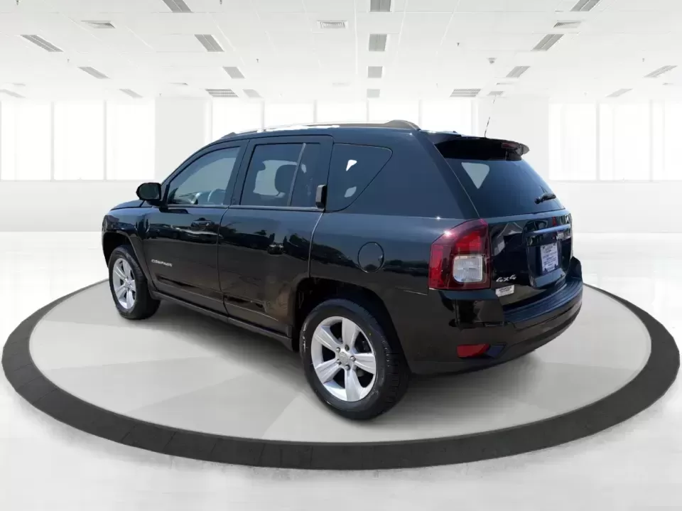 2017 Jeep Compass Latitude 4x4 (1C4NJDEB3HD) with an 2.4L I-4 DOHC engine, 6A transmission, located at 1230 East Main St, Xenia, OH, 45385, (937) 908-9800, 39.688026, -83.910172 - Ready for weekend escapes to John Bryan State Park, everyday school drop-offs, and confident winter commutes on US-35? This 2017 Jeep Compass Latitude 4x4 in Black Clearcoat is the kind of compact SUV that fits real life in Xenia, OH-easy to park around downtown, comfortable for long drives toward D - Photo#4