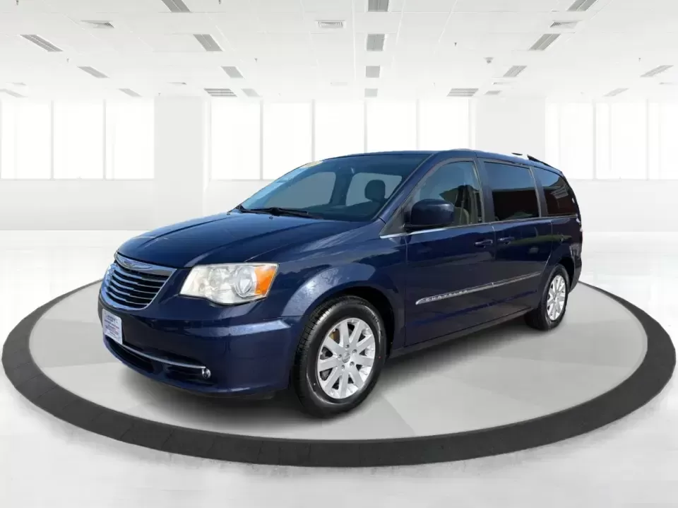 2015 Chrysler Town and Country Touring (2C4RC1BG1FR) with an 3.6L V-6 DOHC engine, 6-Speed Automatic transmission, located at 1951 S Dayton Lakeview Rd., New Carlisle, OH, 45344, (937) 908-9800, 39.890999, -84.050255 - Load up the kids, the snacks, and the luggage-this 2015 Chrysler Town and Country Touring is built for real life in New Carlisle, whether you're running daily school drop-offs, commuting toward Dayton, or packing up for a weekend road trip. Finished in eye-catching True Blue Pearlcoat, this family - Photo#8