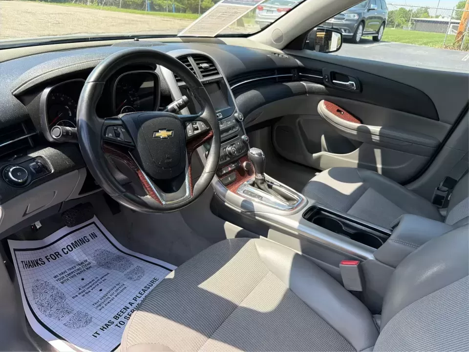 2013 Chevrolet Malibu 2LT (1G11E5SA0DF) with an ECOTEC 2.5L I-4 gasoline direct injection engine, 6-Speed Automatic transmission, located at 880 E. National Road, Vandalia, OH, 45377, (937) 908-9800, 39.891918, -84.183594 - Need a dependable sedan for the daily commute up I75, quick school drop-offs, and comfortable weekend drives to the Dayton Art Institute or a Dragons game? This 2013 Chevrolet Malibu 2LT in Black Granite Metallic fits the real-life routine of busy families, first-time buyers, and budget-conscious dr - Photo#9