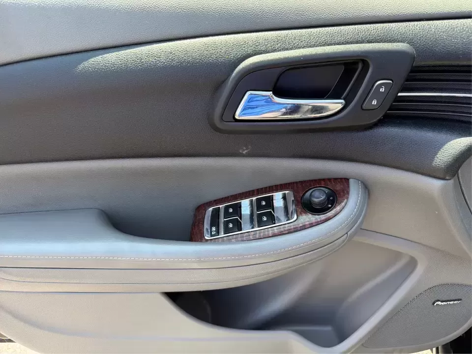 2013 Chevrolet Malibu 2LT (1G11E5SA0DF) with an ECOTEC 2.5L I-4 gasoline direct injection engine, 6-Speed Automatic transmission, located at 880 E. National Road, Vandalia, OH, 45377, (937) 908-9800, 39.891918, -84.183594 - Need a dependable sedan for the daily commute up I75, quick school drop-offs, and comfortable weekend drives to the Dayton Art Institute or a Dragons game? This 2013 Chevrolet Malibu 2LT in Black Granite Metallic fits the real-life routine of busy families, first-time buyers, and budget-conscious dr - Photo#18