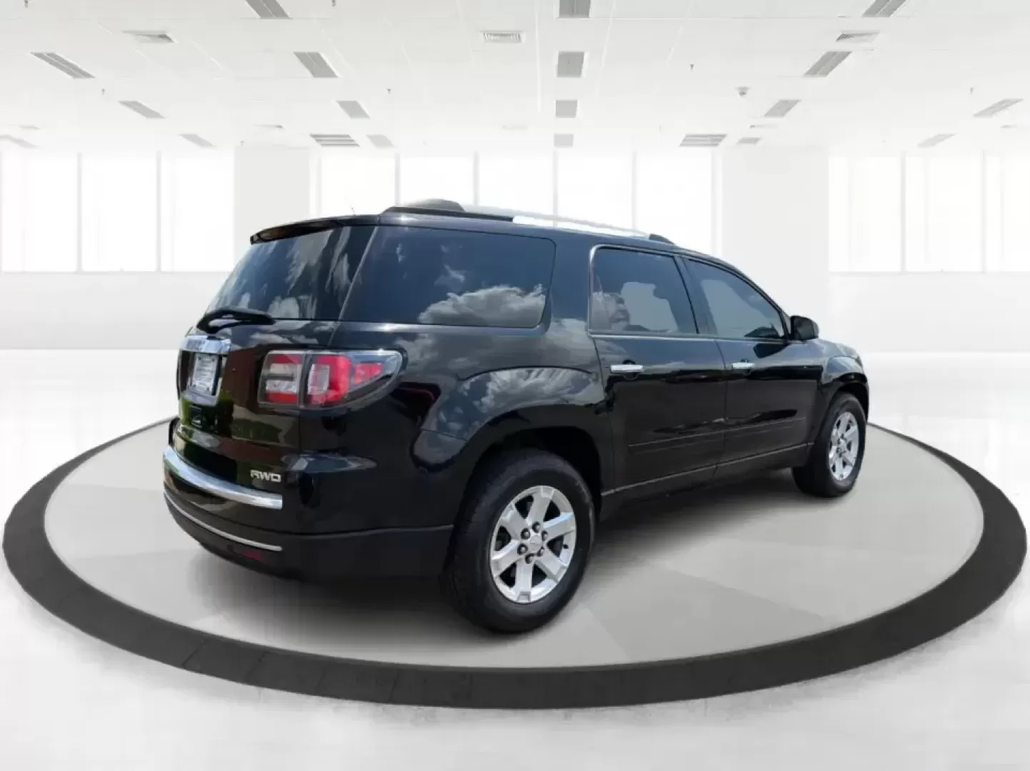 2016 GMC Acadia SLE-2 (1GKKVPKD1GJ) with an 3.6L V-6 gasoline direct injection engine, 6A transmission, located at 401 Woodman Dr, Riverside, OH, 45431, (937) 908-9800, 39.760899, -84.123421 - Need one SUV that can handle school drop-offs, long commutes, and weekend getaways to the MetroParks without feeling cramped? This 2016 GMC Acadia SLE-2 in Ebony Twilight Metallic is a smart fit for busy families and active drivers who want three-row flexibility, confident traction, and everyday com- Photo#2