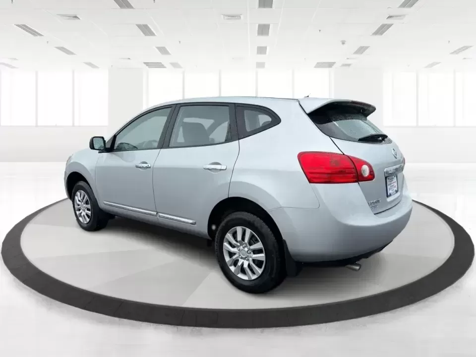 2012 Nissan Rogue S (JN8AS5MV2CW) with an 2.5L I-4 DOHC engine, Continuously Variable Transmission transmission, located at 1230 East Main St, Xenia, OH, 45385, (937) 908-9800, 39.688026, -83.910172 - Weekend getaways to Carillon Historical Park, grocery runs for a growing family, or a steady daily commute down I675 and Route 35-this 2012 Nissan Rogue S is the kind of compact SUV that fits real life in Riverside, Ohio. With its easy-to-park size, versatile cargo space, and confident all-wheel dri - Photo#4