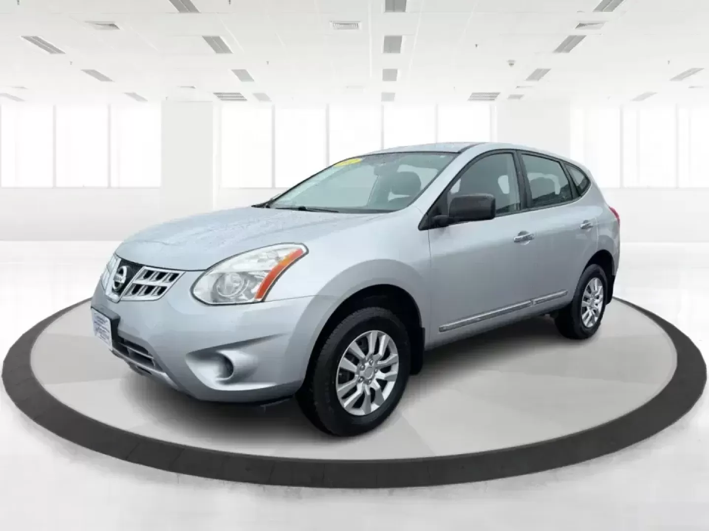 2012 Nissan Rogue S (JN8AS5MV2CW) with an 2.5L I-4 DOHC engine, Continuously Variable Transmission transmission, located at 1230 East Main St, Xenia, OH, 45385, (937) 908-9800, 39.688026, -83.910172 - Weekend getaways to Carillon Historical Park, grocery runs for a growing family, or a steady daily commute down I675 and Route 35-this 2012 Nissan Rogue S is the kind of compact SUV that fits real life in Riverside, Ohio. With its easy-to-park size, versatile cargo space, and confident all-wheel dri - Photo#8