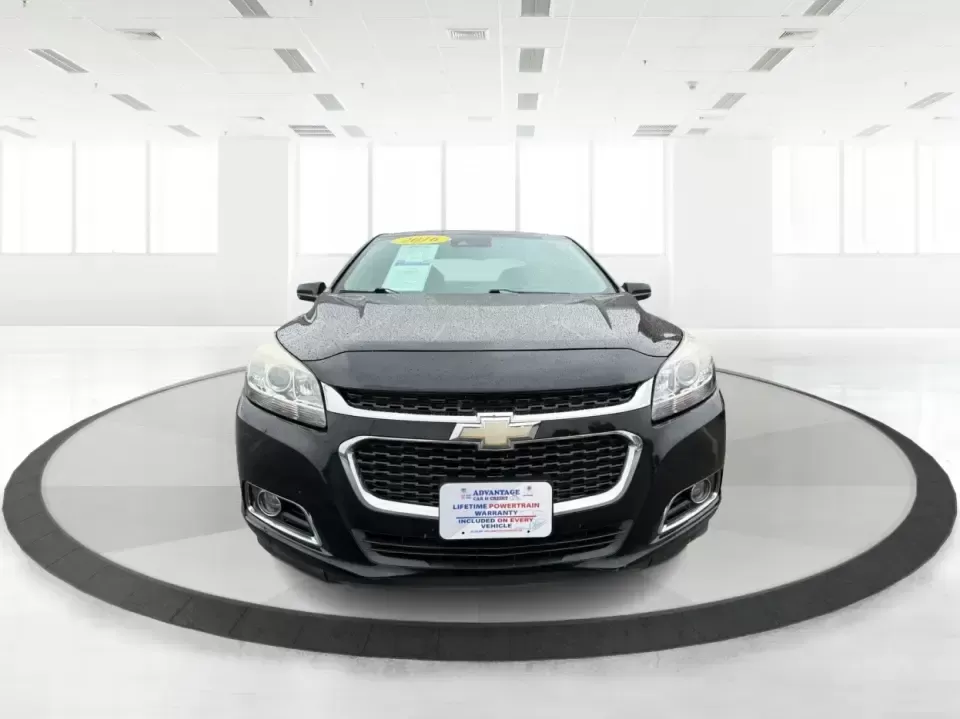 2016 Chevrolet Malibu Limited LTZ (1G11E5SA0GU) with an 2.5L I-4 gasoline direct injection engine, 6A transmission, located at 1184 Kauffman Ave, Fairborn, OH, 45324, (937) 908-9800, 39.807072, -84.030914 - Need a comfortable, fuel-friendly sedan for the daily commute from Fairborn to Wright-Patterson AFB, quick errands near The Greene, or a weekend road trip down I-675 and I-70? This 2016 Chevrolet Malibu Limited LTZ blends a refined ride with upscale features, making it a smart pick for busy professi - Photo#7