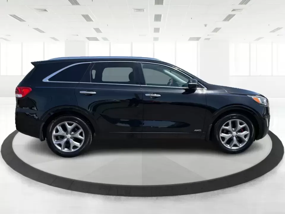 2016 Kia Sorento SX V6 AWD (5XYPKDA57GG) with an 3.3L V6 DOHC 24V engine, 6-Speed Automatic transmission, located at 1951 S Dayton Lakeview Rd., New Carlisle, OH, 45344, (937) 908-9800, 39.890999, -84.050255 - Pack up the kids, load the cooler, and point the nose toward a weekend at Buck Creek State Park or a day trip through the Miami Valley-this 2016 Kia Sorento SX V6 is the kind of SUV that fits real life in New Carlisle. With three-row flexibility, confident all-weather capability, and comfort feature - Photo#1