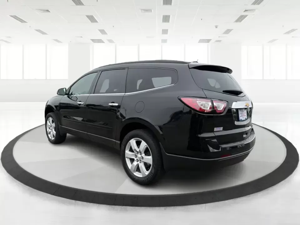 2016 Chevrolet Traverse 1LT (1GNKRGKD1GJ) with an 3.6L V-6 gasoline direct injection engine, 6A transmission, located at 8750 N County Rd 25A, Piqua, OH, 45356, (937) 908-9800, 40.164391, -84.232513 - Load up the kids, the cooler, and the weekend plans-this 2016 Chevrolet Traverse 1LT is the kind of family-ready SUV that makes school runs, long commutes, and Ohio road trips feel simpler. With three-row flexibility, a confident 3.6L V6, and everyday comfort features, it's a smart pick for growing - Photo#4