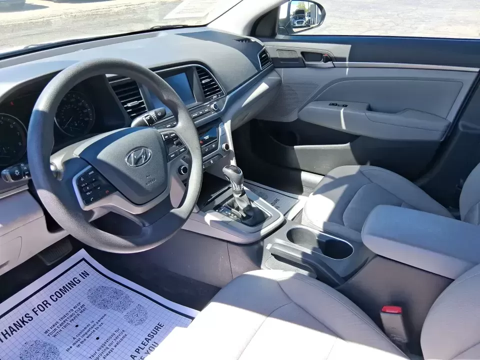 2017 Hyundai Elantra SE (5NPD84LF7HH) with an Nu 2L I-4 DOHC engine, 6A transmission, located at 880 E. National Road, Vandalia, OH, 45377, (937) 908-9800, 39.891918, -84.183594 - Need a smart, efficient sedan for the daily commute from Vandalia to Dayton, quick school drop-offs, or weekend runs out to the National Museum of the U.S. Air Force? This 2017 Hyundai Elantra SE is the kind of practical, comfortable ride that fits real life-easy to park, easy to drive, and efficien - Photo#9