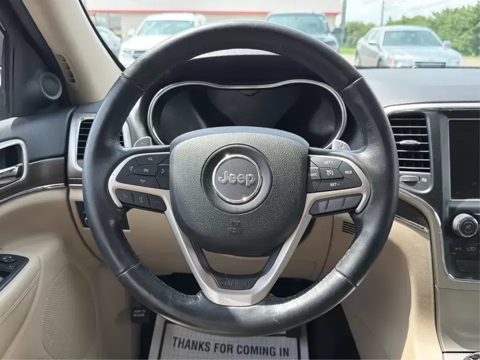 2015 Jeep Grand Cherokee Limited (1C4RJEBG4FC) with an 3.6L V6 DOHC 24V engine, 8-Speed Automatic transmission, located at 1230 East Main St, Xenia, OH, 45385, (937) 908-9800, 39.688026, -83.910172 - Picture your next weekend: loading up the family for a day at Carillon Historical Park, cruising down I675 with the A/C keeping everyone comfortable, then heading out toward Eastwood MetroPark with plenty of cargo space for chairs, coolers, and gear. This 2015 Jeep Grand Cherokee Limited is the kind - Photo#16