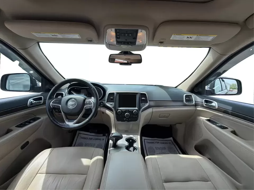 2015 Jeep Grand Cherokee Limited (1C4RJEBG4FC) with an 3.6L V6 DOHC 24V engine, 8-Speed Automatic transmission, located at 1230 East Main St, Xenia, OH, 45385, (937) 908-9800, 39.688026, -83.910172 - Picture your next weekend: loading up the family for a day at Carillon Historical Park, cruising down I675 with the A/C keeping everyone comfortable, then heading out toward Eastwood MetroPark with plenty of cargo space for chairs, coolers, and gear. This 2015 Jeep Grand Cherokee Limited is the kind - Photo#22
