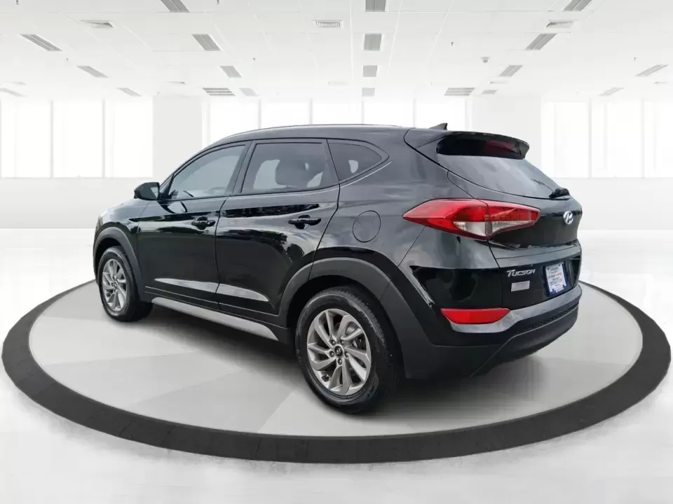 2018 Hyundai Tucson SEL (KM8J33A41JU) with an Nu 2L I-4 gasoline direct injection engine, 6A transmission, located at 880 E. National Road, Vandalia, OH, 45377, (937) 908-9800, 39.891918, -84.183594 - Picture your next week: an easy school drop-off, a smooth commute down US-35, and a weekend escape to Caesar Creek with enough room for coolers, strollers, or hiking gear. This 2018 Hyundai Tucson SEL is the kind of compact SUV that fits real life in Xenia-practical for growing families, comfortable - Photo#4