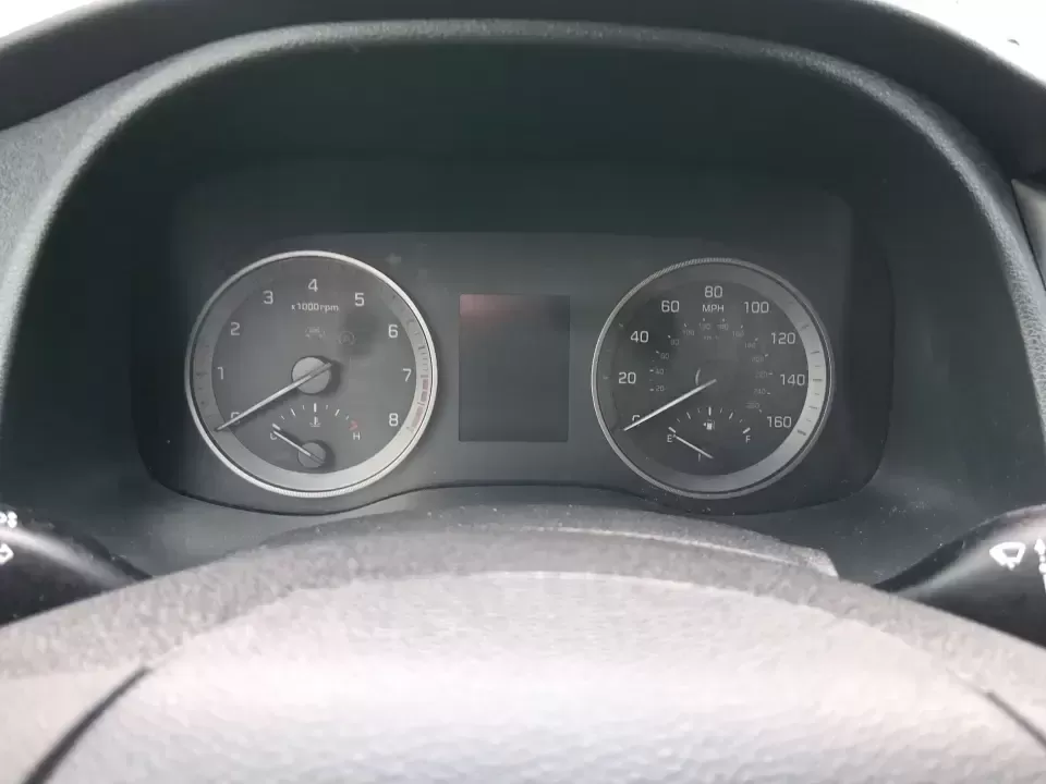 2018 Hyundai Tucson SEL (KM8J33A41JU) with an Nu 2L I-4 gasoline direct injection engine, 6A transmission, located at 880 E. National Road, Vandalia, OH, 45377, (937) 908-9800, 39.891918, -84.183594 - Picture your next week: an easy school drop-off, a smooth commute down US-35, and a weekend escape to Caesar Creek with enough room for coolers, strollers, or hiking gear. This 2018 Hyundai Tucson SEL is the kind of compact SUV that fits real life in Xenia-practical for growing families, comfortable - Photo#15