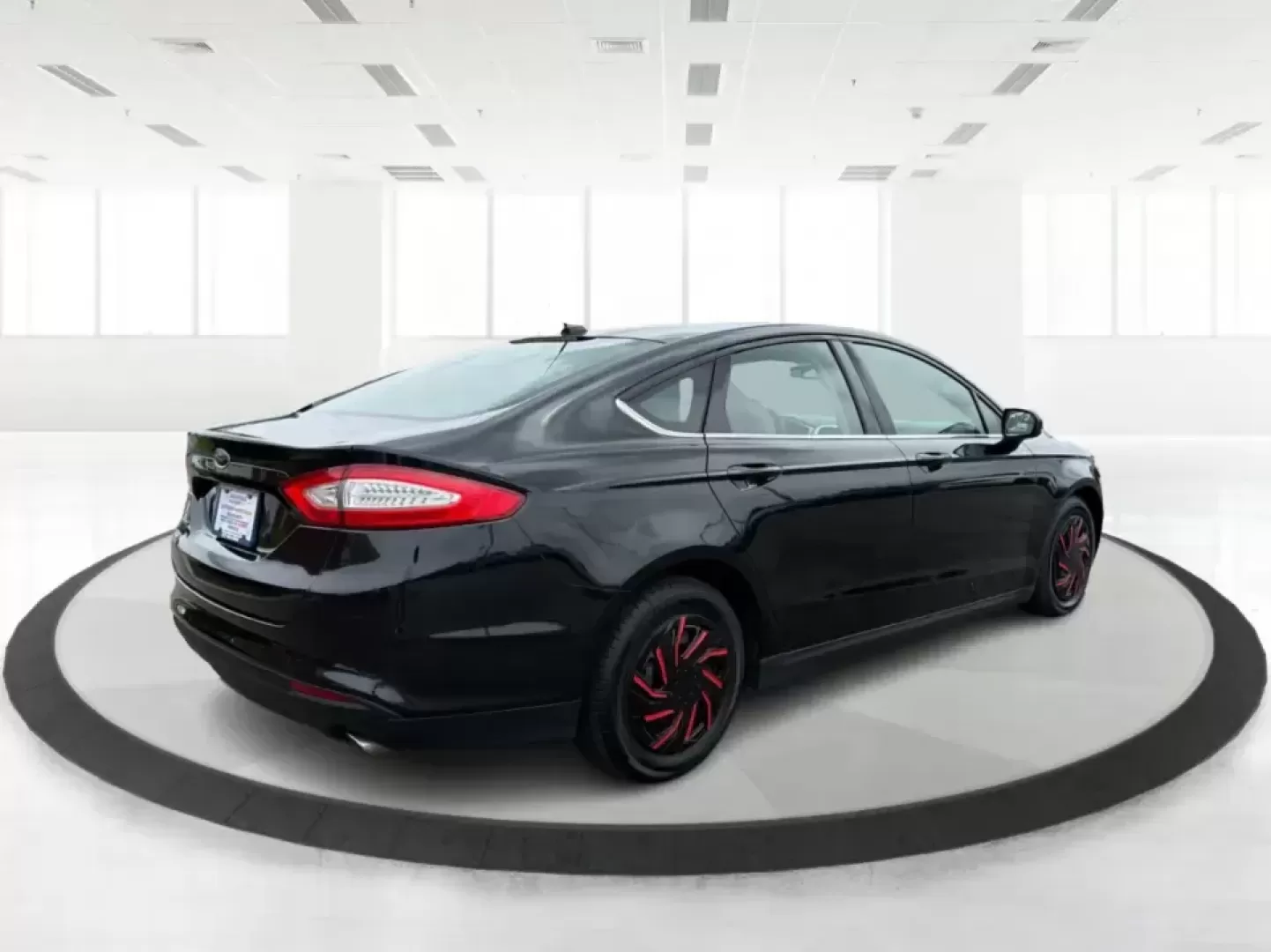 2014 Ford Fusion S (3FA6P0G78ER) with an Duratec 2.5L I-4 DOHC engine, located at 1230 East Main St, Xenia, OH, 45385, (937) 908-9800, 39.688026, -83.910172 - Are you on the hunt for a reliable sedan that fits seamlessly into your everyday life? Look no further than this stunning 2014 Ford Fusion S, available now at Advantage Car and Credit in Fairborn, OH. This vehicle is the perfect choice for budget-conscious buyers or families needing a dependable rid - Photo#2