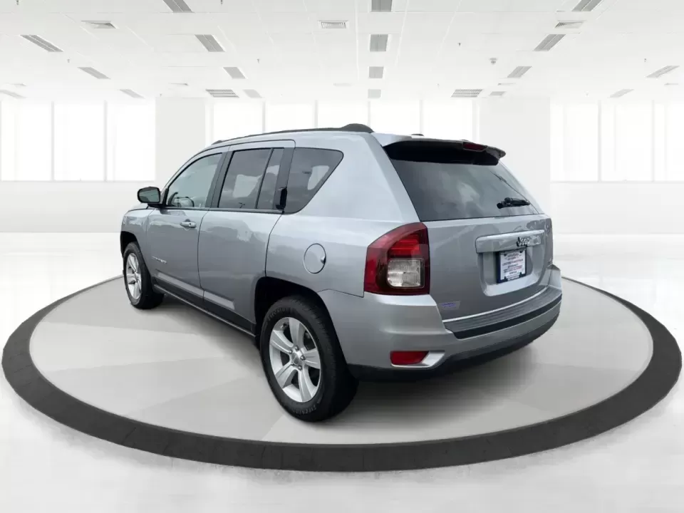 2017 Jeep Compass Latitude 4x4 (1C4NJDEB6HD) with an 2.4L I-4 DOHC engine, 6A transmission, located at 401 Woodman Dr, Riverside, OH, 45431, (937) 908-9800, 39.760899, -84.123421 - Weekday commute down Woodman Dr, weekend escapes to Eastwood MetroPark, and family errands around The Greene-this 2017 Jeep Compass Latitude 4x4 is built for the Riverside, Ohio lifestyle when you want SUV versatility without giving up everyday comfort. Finished in Billet Silver Metallic Clearcoat, - Photo#4