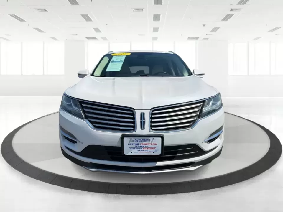 2015 Lincoln MKC Base (5LMTJ2AH4FU) with an 2.3L L4 DOHC 16V engine, 6-Speed Automatic transmission, located at 1230 East Main St, Xenia, OH, 45385, (937) 908-9800, 39.688026, -83.910172 - 2015 Lincoln MKC Base - Photo#7