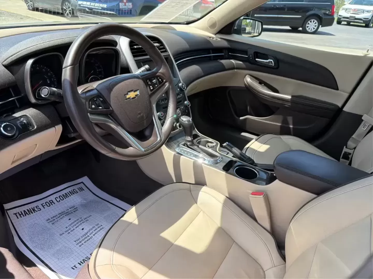 2014 Chevrolet Malibu 1TZ (1G11H5SL5EF) with an 2.5L L4 DOHC 16V engine, 6-Speed Automatic transmission, located at 401 Woodman Dr, Riverside, OH, 45431, (937) 908-9800, 39.760899, -84.123421 - Need a dependable sedan for the daily commute to Wright-Patterson AFB, quick errands down Woodman Dr, or comfortable weekend drives along I-675? This 2014 Chevrolet Malibu 1LZ in eye-catching Atlantis Blue Metallic fits real-life routines-school drop-offs, long commutes, and budget-friendly road tri - Photo#9