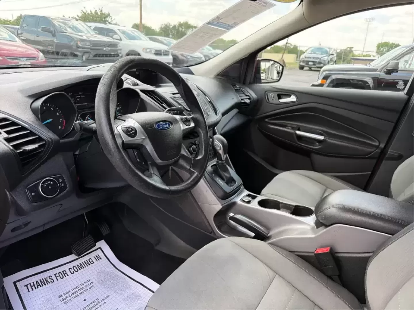 2016 Ford Escape SE (1FMCU0G73GU) with an 2.5L L4 DOHC 16V engine, 6-Speed Automatic transmission, located at 880 E. National Road, Vandalia, OH, 45377, (937) 908-9800, 39.891918, -84.183594 - Pack up the kids, load the groceries, or point the nose toward a weekend getaway-this 2016 Ford Escape SE is the kind of compact SUV that fits real life in Vandalia, OH. With its easy-to-park size, versatile cargo space, and comfortable cabin, it's a smart choice for commuters heading down I75, fami - Photo#9