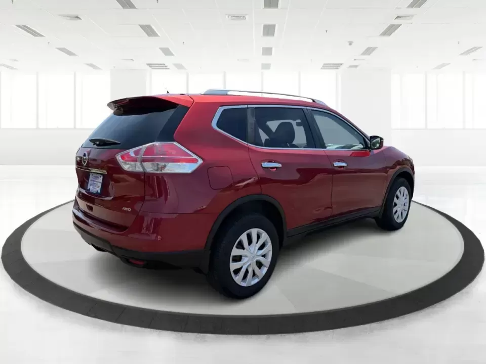 2016 Nissan Rogue S (JN8AT2MVXGW) with an 2.5L I-4 DOHC engine, CVT transmission, located at 1099 N County Rd 25A , Troy, OH, 45373, (937) 908-9800, 40.057079, -84.212883 - 2016 Nissan Rogue S - Photo#2