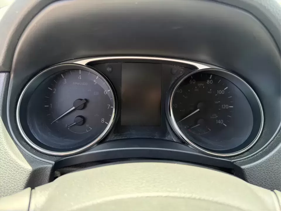 2016 Nissan Rogue S (JN8AT2MVXGW) with an 2.5L I-4 DOHC engine, CVT transmission, located at 1099 N County Rd 25A , Troy, OH, 45373, (937) 908-9800, 40.057079, -84.212883 - 2016 Nissan Rogue S - Photo#15