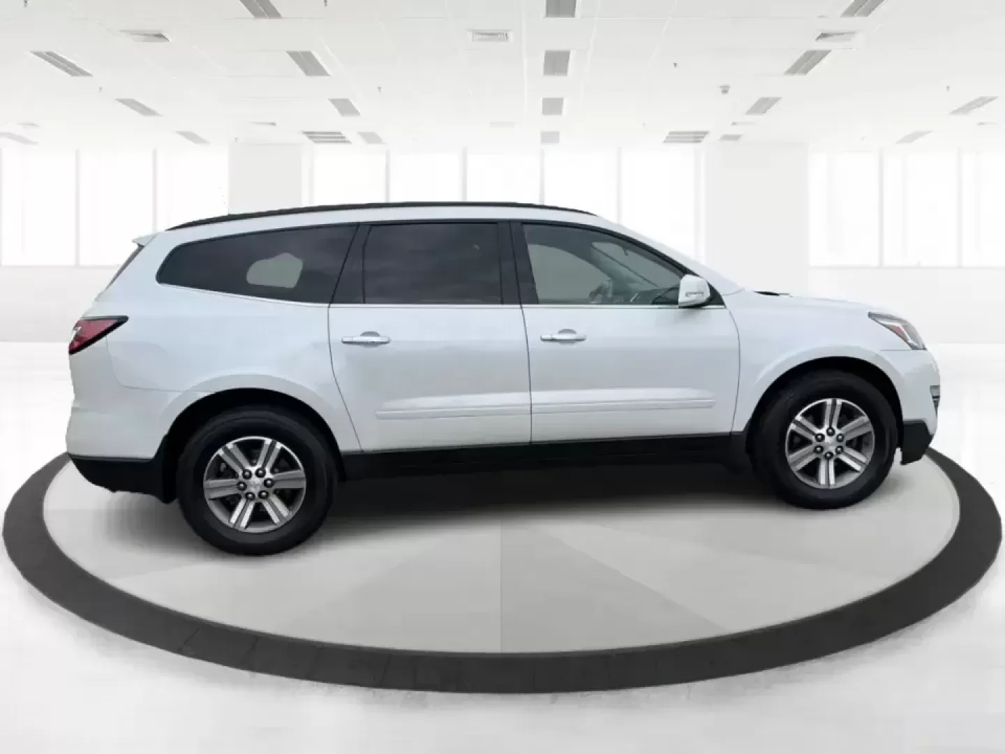 2017 Chevrolet Traverse 2LT (1GNKVHKD5HJ) with an 3.6L V-6 gasoline direct injection engine, 6A transmission, located at 1951 S Dayton Lakeview Rd., New Carlisle, OH, 45344, (937) 908-9800, 39.890999, -84.050255 - Big weekend plans, a growing family, or a daily commute that demands space and comfort? This 2017 Chevrolet Traverse 2LT is the kind of SUV that fits real life in Riverside-ready for school drop-offs, Costco runs, and road trips out toward Hocking Hills with room for friends, gear, and everyone's sn - Photo#1