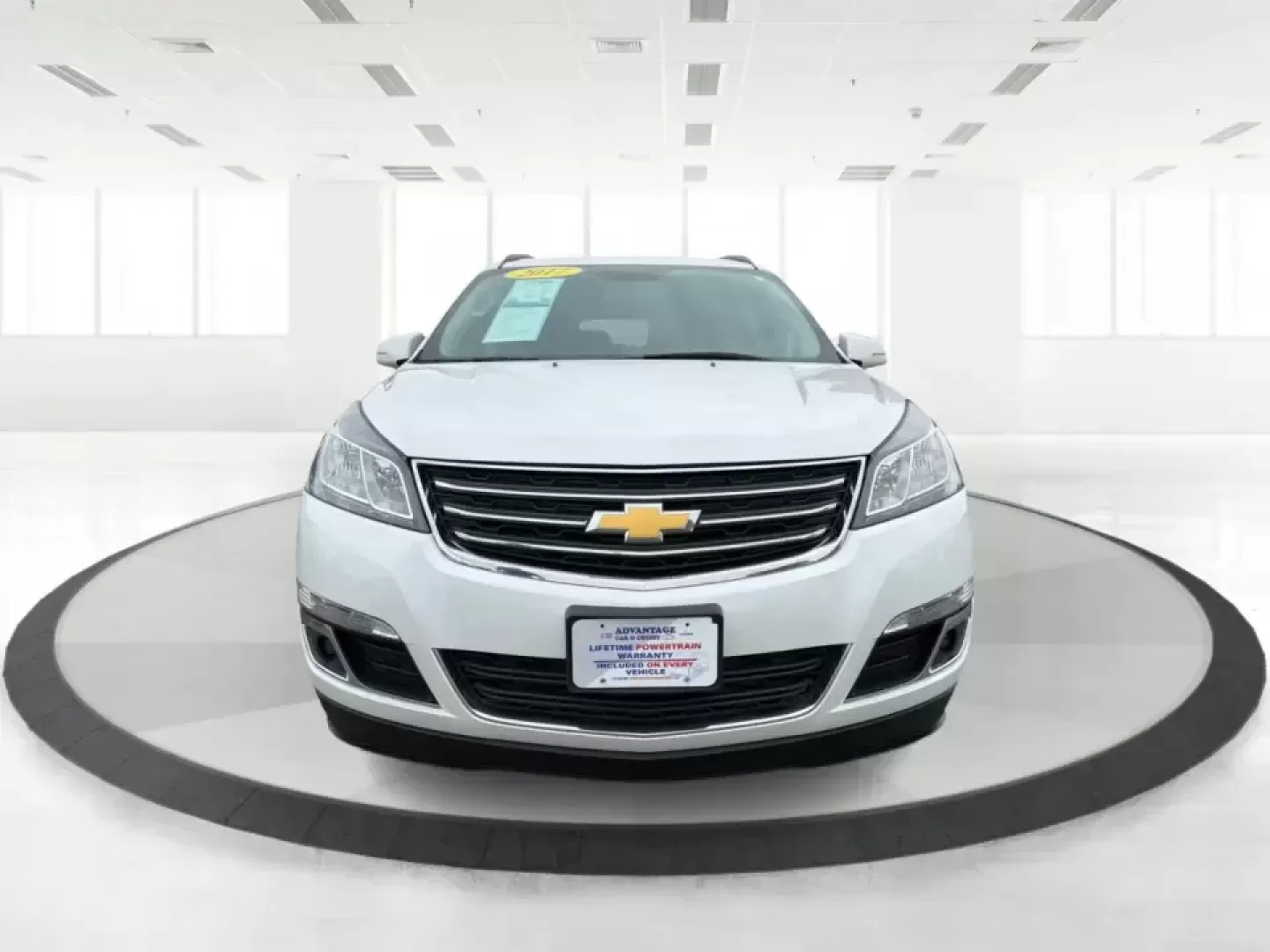 2017 Chevrolet Traverse 2LT (1GNKVHKD5HJ) with an 3.6L V-6 gasoline direct injection engine, 6A transmission, located at 1951 S Dayton Lakeview Rd., New Carlisle, OH, 45344, (937) 908-9800, 39.890999, -84.050255 - Big weekend plans, a growing family, or a daily commute that demands space and comfort? This 2017 Chevrolet Traverse 2LT is the kind of SUV that fits real life in Riverside-ready for school drop-offs, Costco runs, and road trips out toward Hocking Hills with room for friends, gear, and everyone's sn - Photo#7