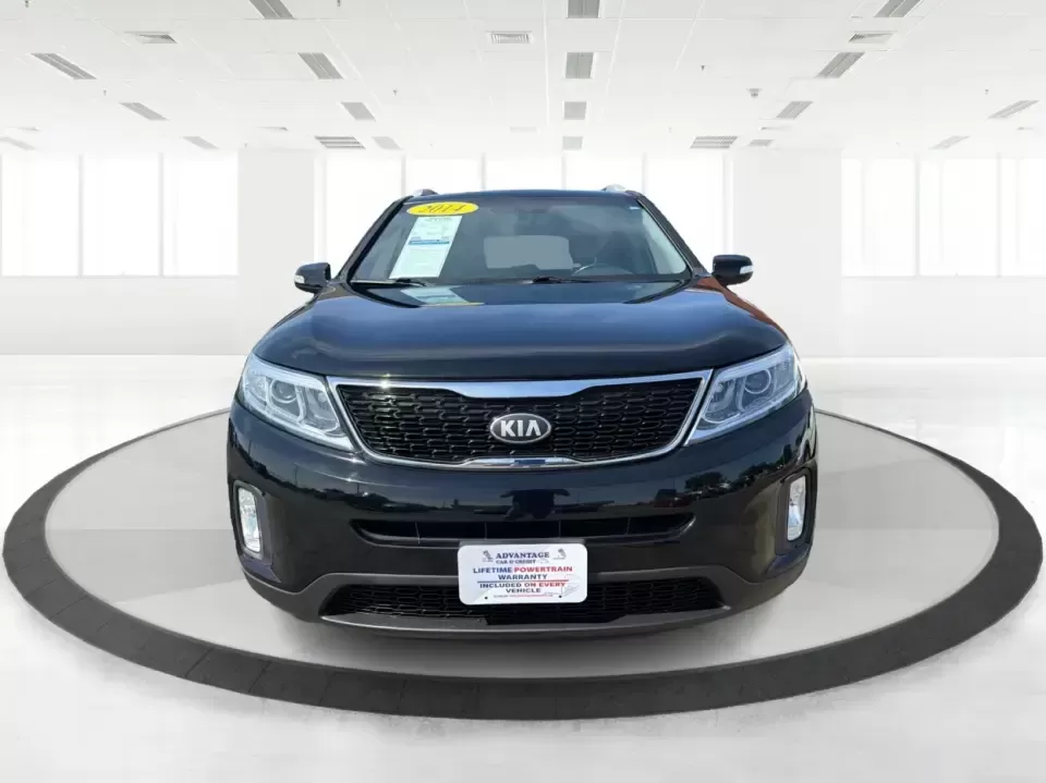 2014 Kia Sorento LX (5XYKT3A68EG) with an 2.4L I-4 gasoline direct injection engine, 6-Speed Automatic transmission, located at 1099 N County Rd 25A , Troy, OH, 45373, (937) 908-9800, 40.057079, -84.212883 - Need an SUV that fits real life in Troy-school drop-offs, a long commute down I-75, and weekend runs to Charleston Falls Preserve or a day around Downtown Troy? This 2014 Kia Sorento LX in Ebony Black is a practical, road-trip-ready SUV that balances everyday comfort with the kind of space and versa - Photo#7