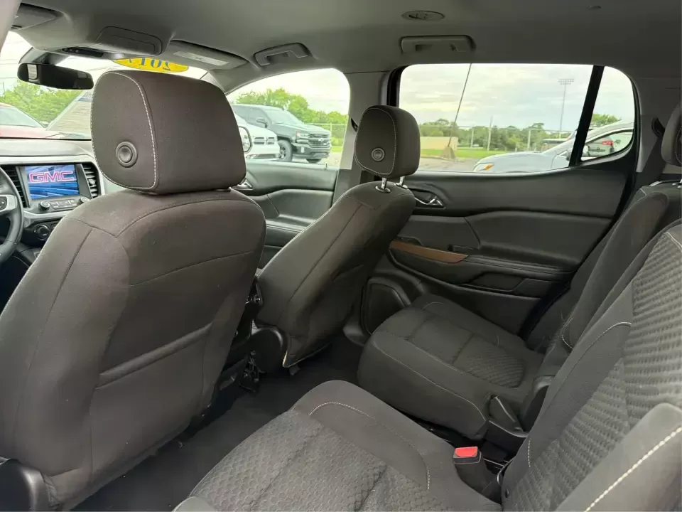2017 GMC Acadia SLE-2 (1GKKNSLS1HZ) with an 2.5L L4 DOHC 16V engine, 6A transmission, located at 1230 East Main St, Xenia, OH, 45385, (937) 908-9800, 39.688026, -83.910172 - Ready for a busy family week in Troy and a weekend escape to Hocking Hills? This 2017 GMC Acadia SLE-2 is the kind of midsize SUV that fits real life-school drop-offs, grocery runs, long commutes down I-75, and road trips with friends-while giving you the confidence of available traction and the pra - Photo#10